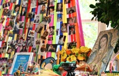 Abre al público la Casa Blanca su altar por el Día de Muertos