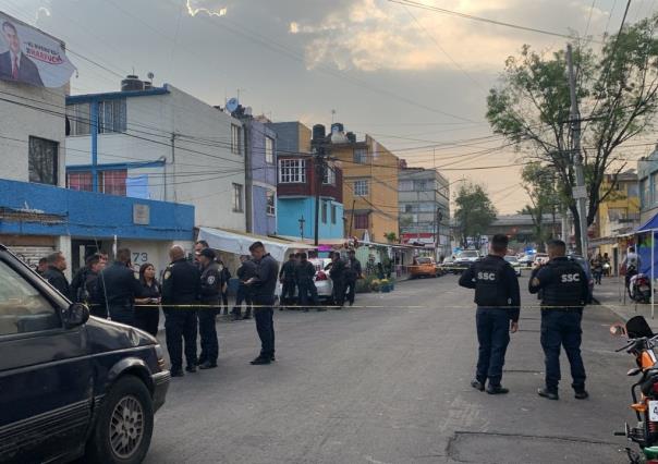 Ataque a balazos en la Morelos: Un hombre muerto y otro herido