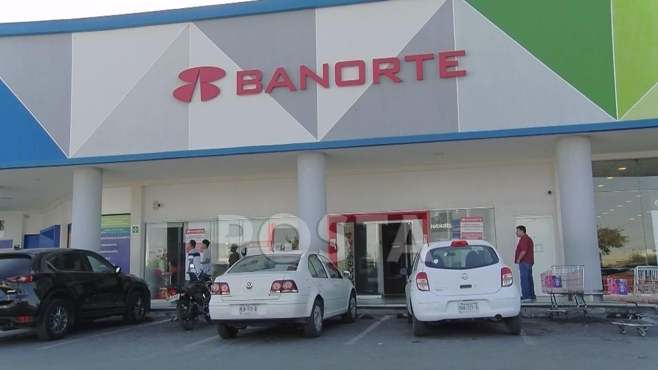 El asalto fue reportado en una sucursal Banorte de la plaza comercial de Soriana La Fe. Foto: Especial/ POSTAMX