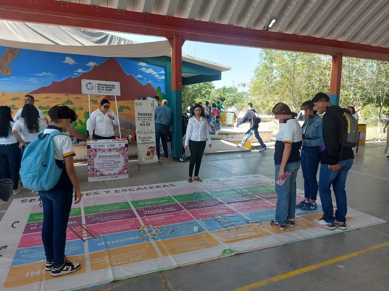 Las autoridades municipales realizaron actividades con los jóvenes en donde se habló sobre violencia de género, sexualidad, y prevención de violencia. Foto: Cortesía.