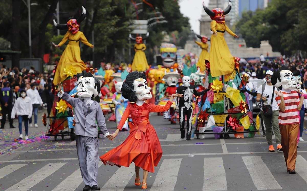 Conoce los horarios especiales del Transporte Público por el Desfile. Foto: Especial