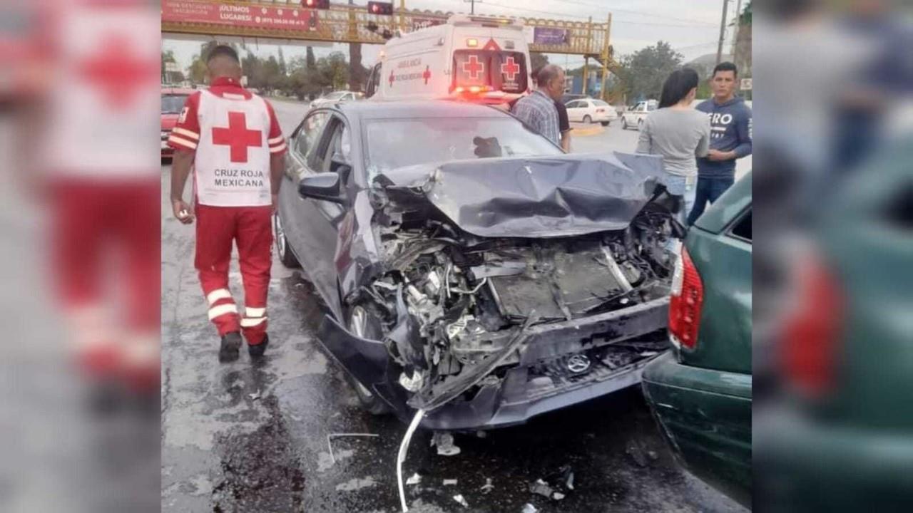 El departamento de Protección Civil y Bomberos de Lerdo no reportó ningún lesionado luego del accidente. Foto: Facebook Protección Civil y Bomberos Lerdo.