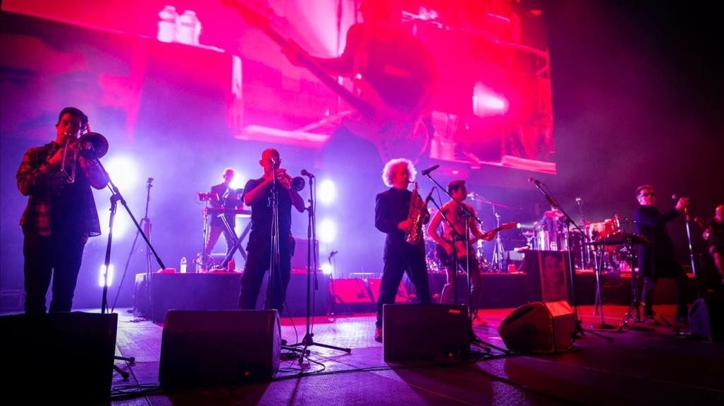 Los Fabulosos Cadillacs arman un buen reventón en Monterrey