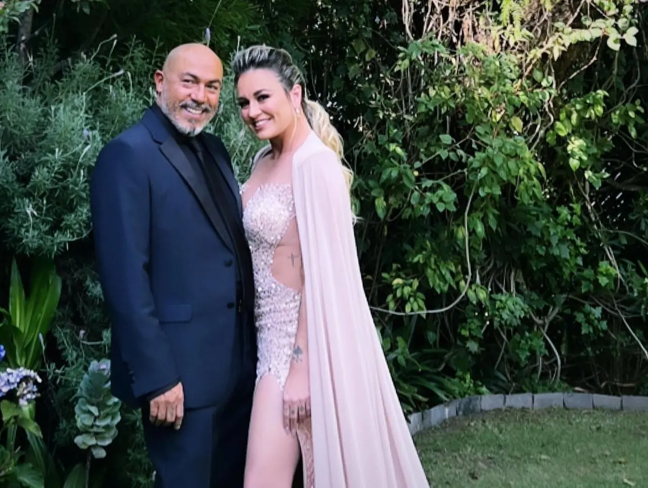 La cantante María José celebró su 20 aniversario de bodas con Mauricio García, productor musical y empresario. Foto: Facebook María José