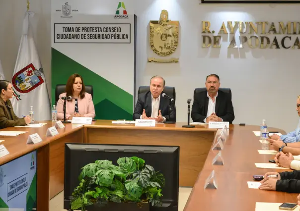 Apodaca ratifica su Consejo Ciudadano de Seguridad Pública