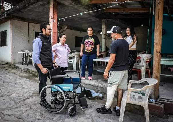 Entrega el DIF y Gobierno de Santiago medicamentos y aparatos ortopédicos