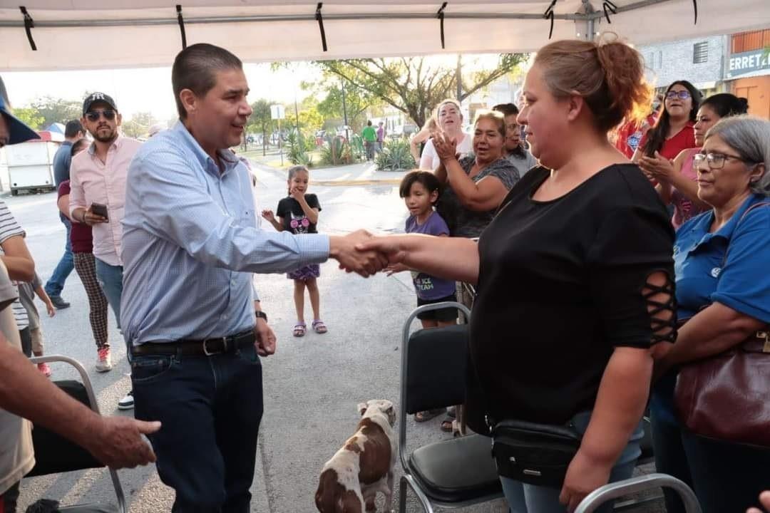 Inaugura Francisco Treviño 1.2 kilómetros de alumbrado público en Juárez