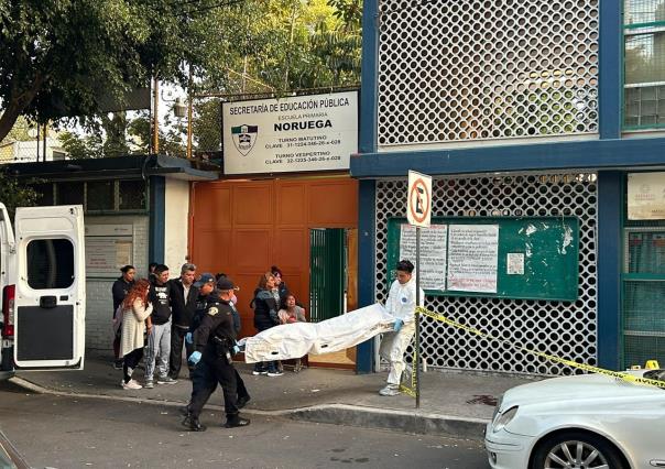 Muere conserje de escuela primaria al ser arrojado de la azotea del plantel