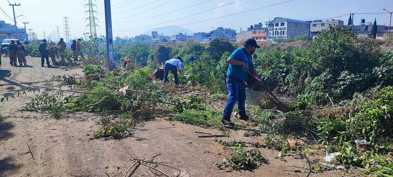 Limpian el Canal Río La Compañía, retiran casi 3 mil toneladas de basura