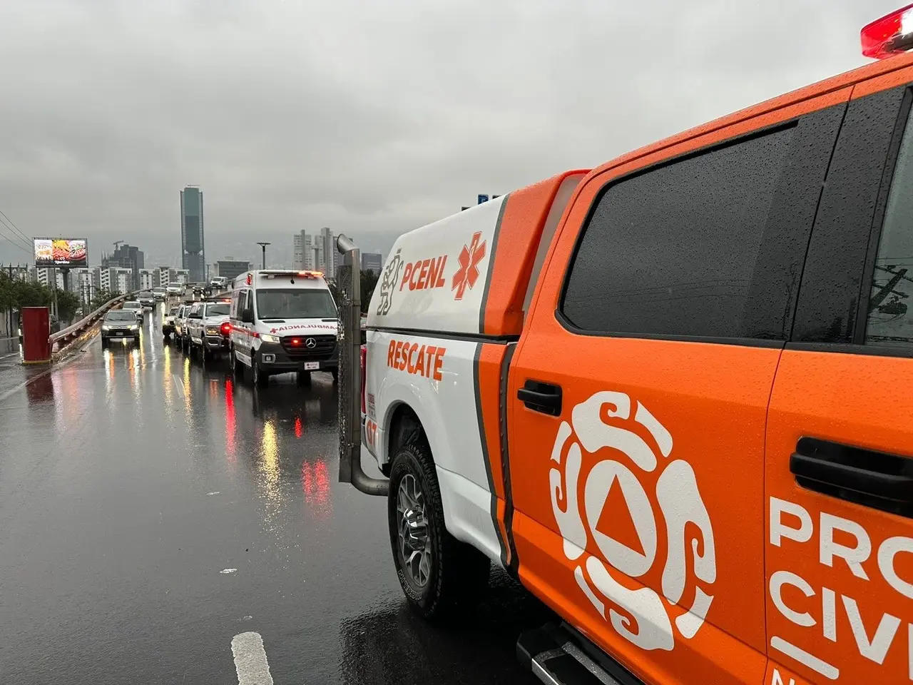Recomendaciones de seguridad ante lluvias y frío moderado en Nuevo León