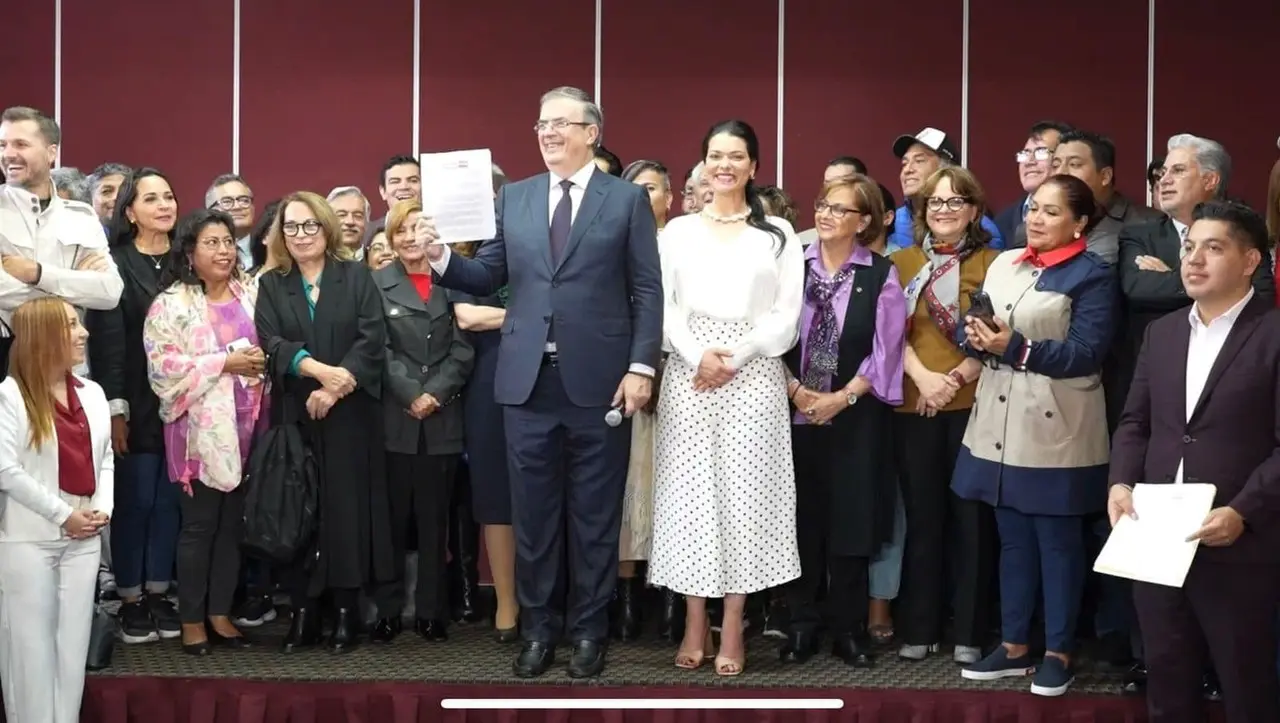 Marcelo Ebrard sigue en el lado incorrecto de la historia: Clemente Castañeda. Foto: FB Marcelo Ebrard