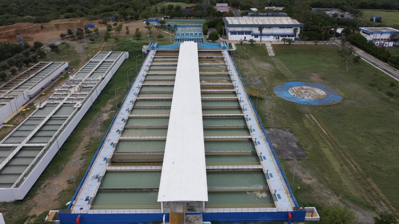 Lo que se pretende es convertir en potable el líquido que llega a las plantas de tratamiento de aguas residuales de San Roque, para evitar una nueva crisis de desabasto de agua. Foto: Especial