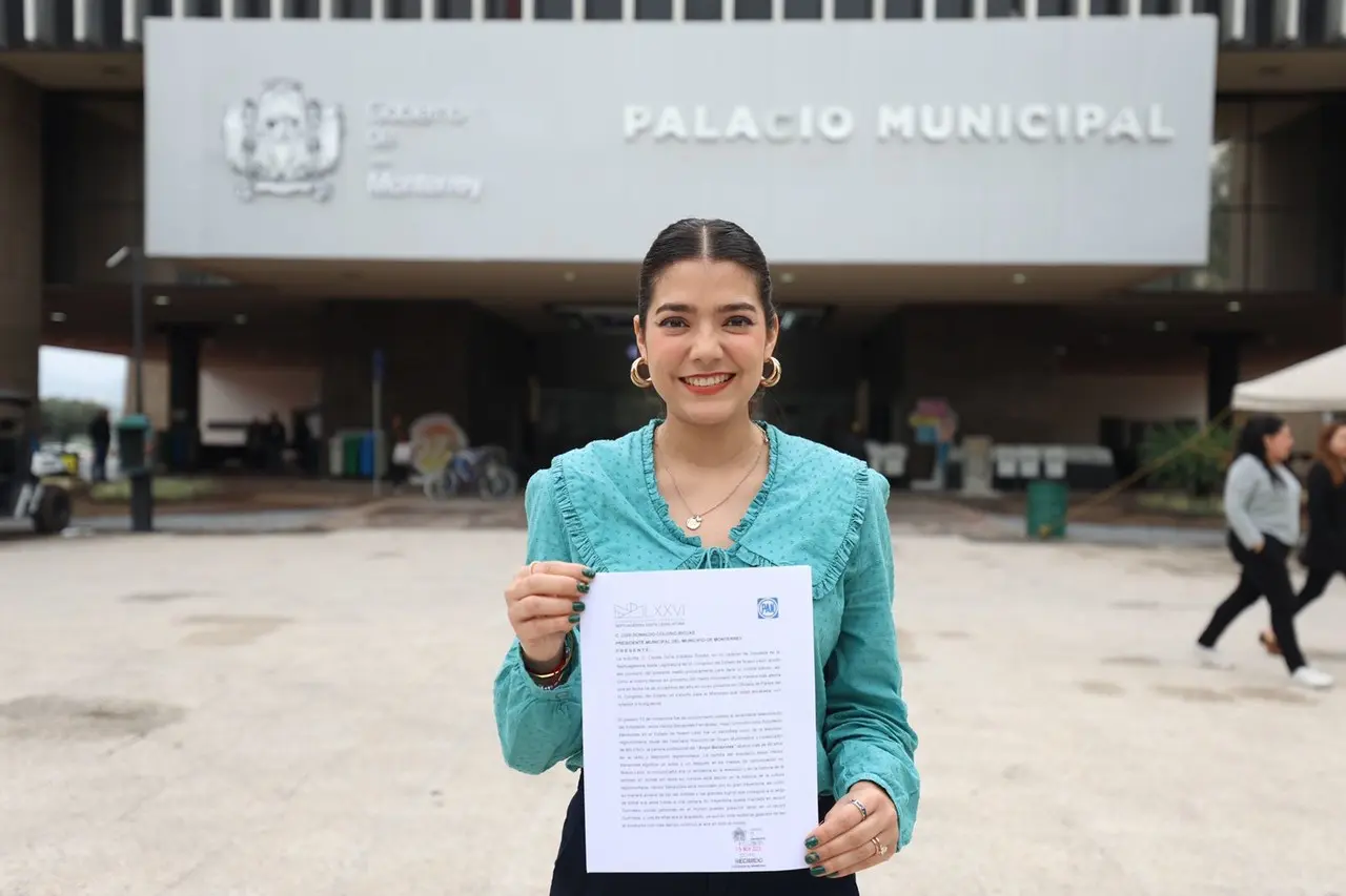 n el oficio, Cecilia Robledo Suárez dijo que le pide al alcalde regio que presente la propuesta a la Comisión de Nomenclatura del Ayuntamiento de Monterrey. Foto: Cortesía