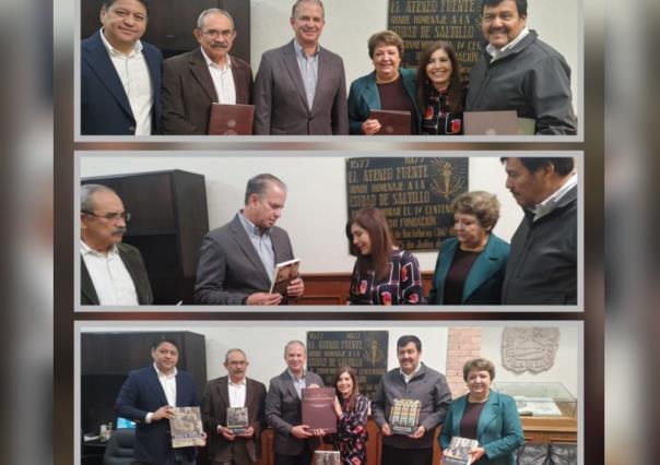 Entrega Secretaría de Cultura acervo de libros a bibliotecas.