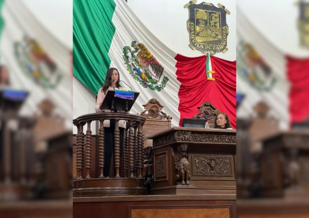 Otorga gobierno de Coahuila notaría a diputada morenista