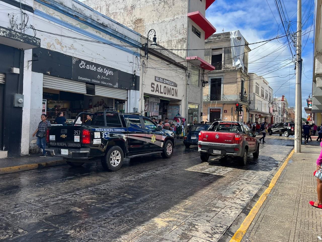 Por el Buen Fin 2023, la policía municipal implementó un operativo con 300 agentes.- Foto de Irving Gil