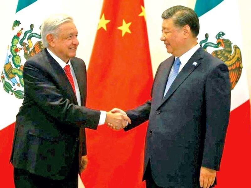Los presidentes Andrés Manuel López Obrador y Xi Jinping, se reunieron en el marco de la cumbre de la APEC realizada en San Francisco. Foto: AP.