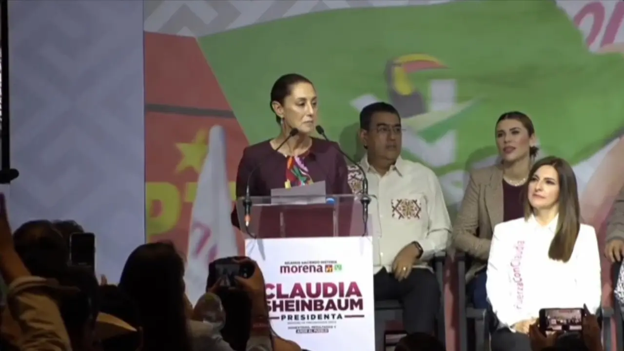 Claudia Sheinbaum durante su registro como precandidata única por el partido Morena. Foto: Captura de pantalla.