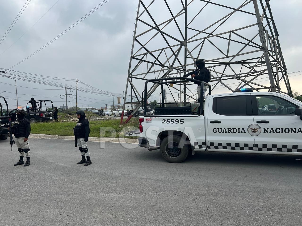 Enfrentamiento armado entre la policía municipal y un grupo de delincuentes ha dejado como saldo dos oficiales heridos, dos delincuentes detenidos. Fotos. Raymundo Elizalde