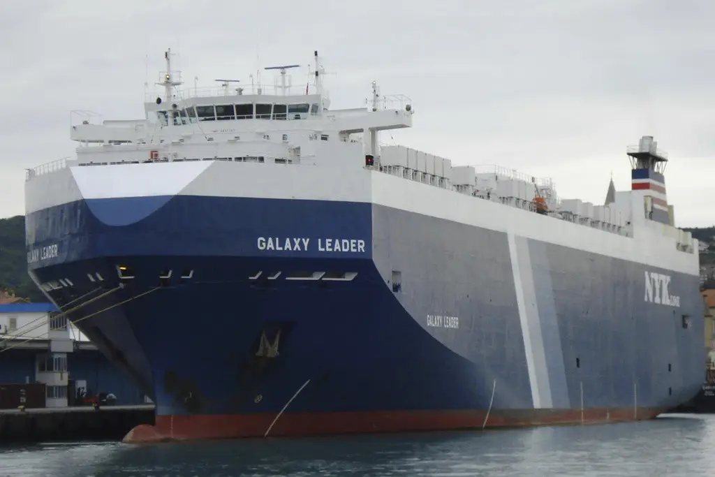 El Galaxy Leader en el puerto Koper, Eslovenia, el 16 de septiembre de 2008. (AP Foto/Kristijan Bracun)