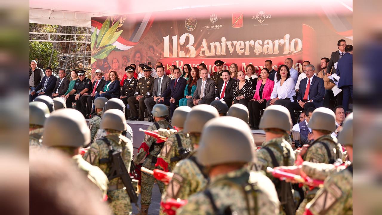 Desfile Cívico-Deportivo en Durango conmemora 113 Aniversario de la Revolución Mexicana