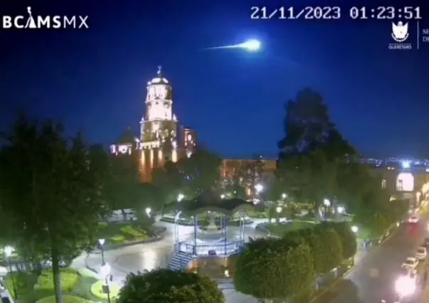 ¡Captan destello de luz azul en el cielo del Edomex!