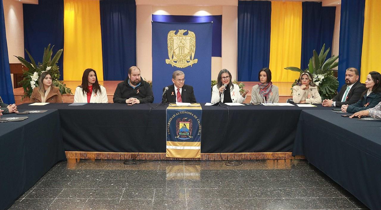 Firma de Cero Tolerancia. Fotografía de la UAdeC.