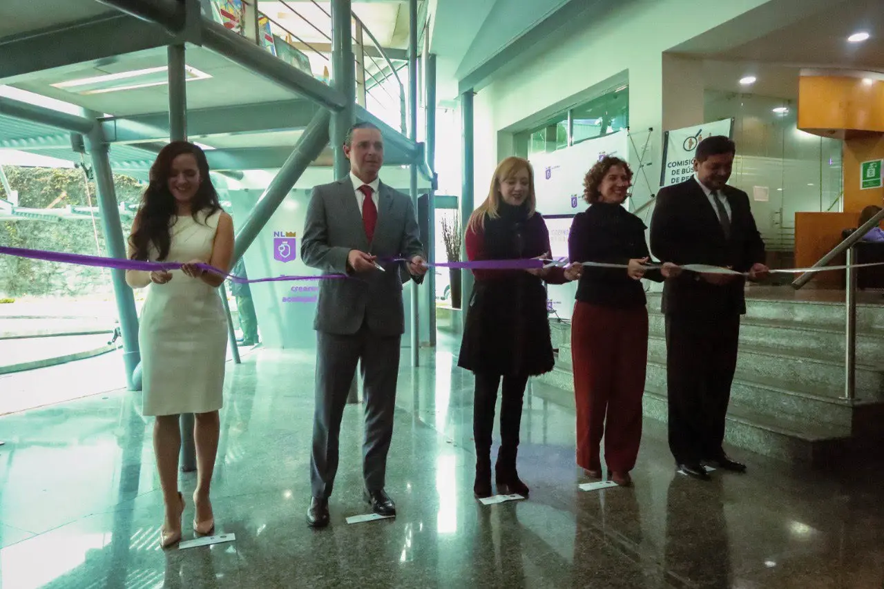 La cabina se encuentra ubicada en el Edificio Nuevo León Contigo, en la avenida Eugenio Garza Sada 2145. Foto: Gobierno de Nuevo León.