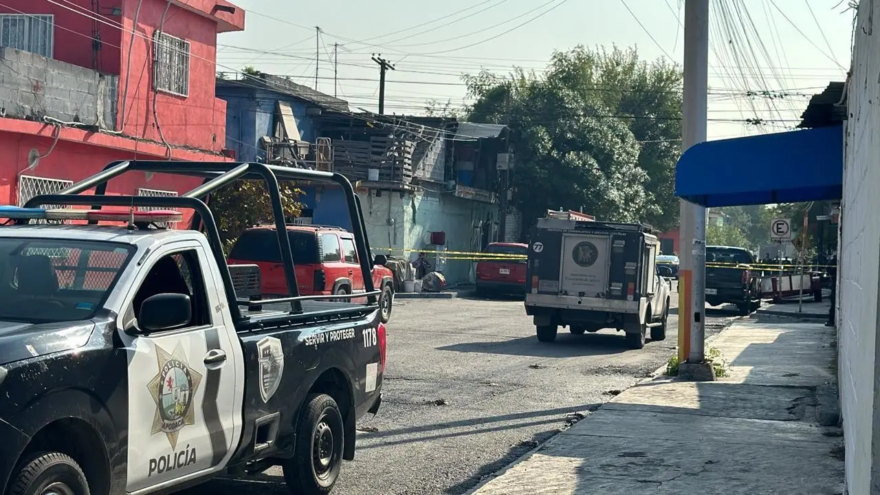 El ataque se registró afuera de un domicilio cerca del cruce de la calle Leona Vicario y Del Sendero, cerca de los límites del municipio de Apodaca y San Nicolás de los Garza. Foto: Especial