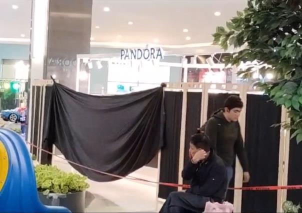 Solitario asaltante roba joyería en Plaza Town Center El Rosario en Azcapotzalco