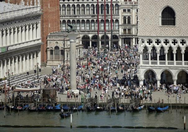 Empezará Venecia a cobrar a turistas por entrar a la ciudad