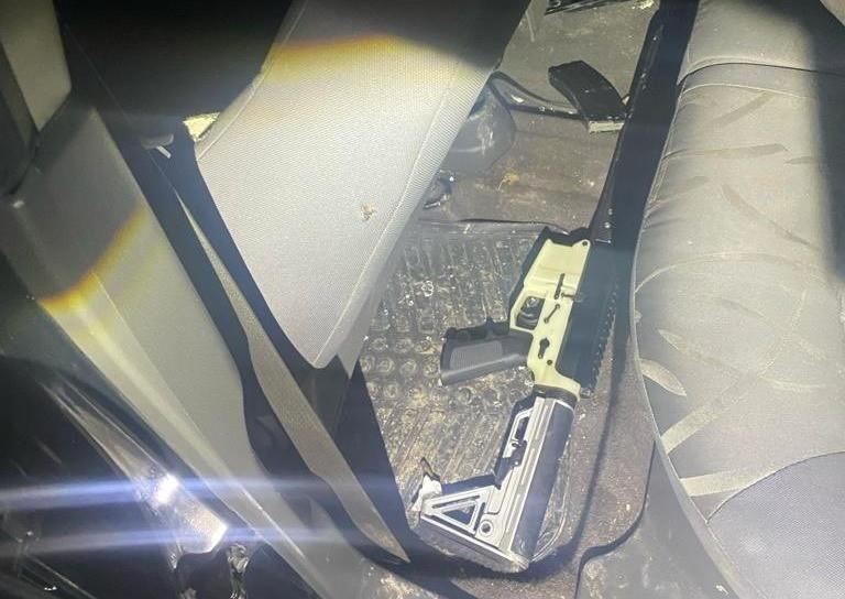 Recuperan vehículo con reporte de robo en Salinas Victoria