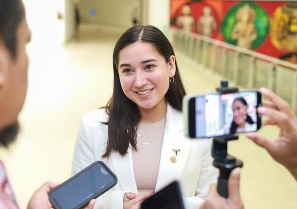 Katalyna Méndez invita a postularse al Premio Estatal de la Juventud 2023