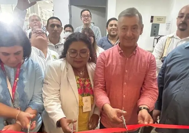 Visita el director general del Issste unidades médicas de Yucatán