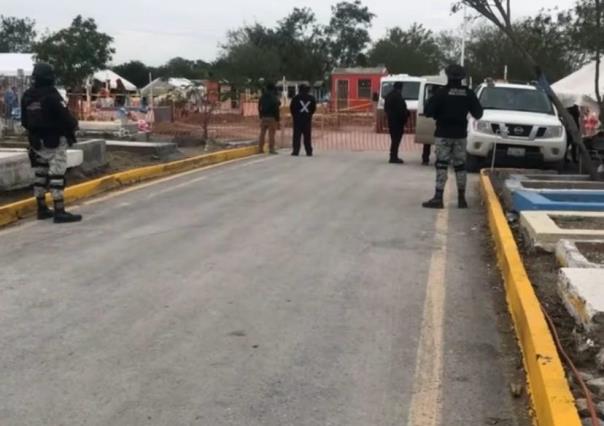 Exhuman cuerpos de fosa común en panteón de Reynosa