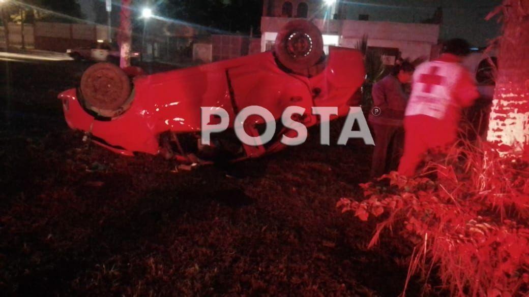 Agentes ministeriales aprehendieron a los tres sospechosos de los hechos que fueron captados en video, sobre la avenida Acueducto de la colonia Santa Mónica. Foto: POSTA MX.