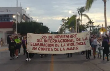 Condenan mujeres intimidación de extranjero en marcha del 25N