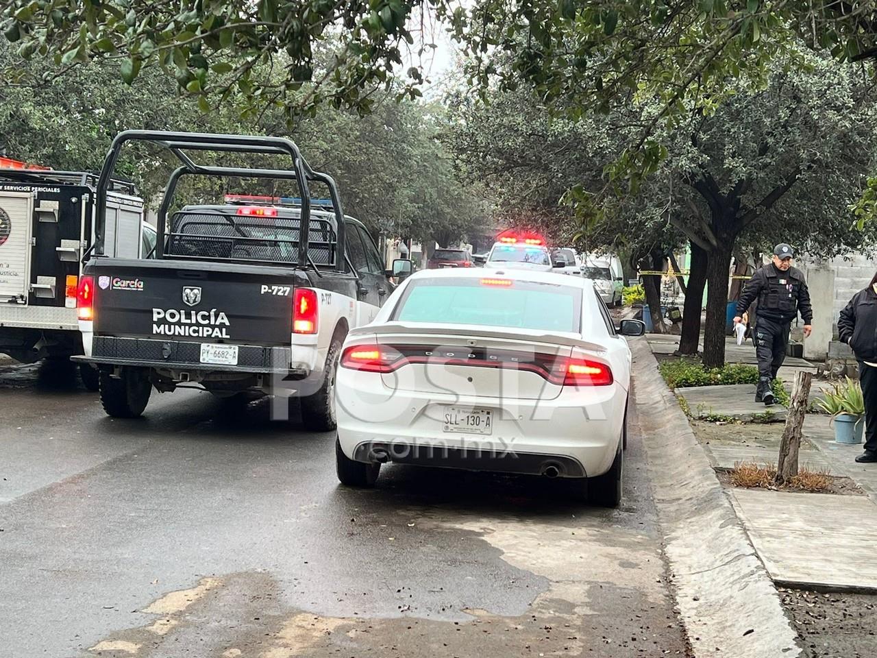 Dos hombres fueron hallados sin vida en una casa ubicada en la calle Pablillo en la colonia Paraje San José, sector Ríos. Foto. Raymundo Elizalde