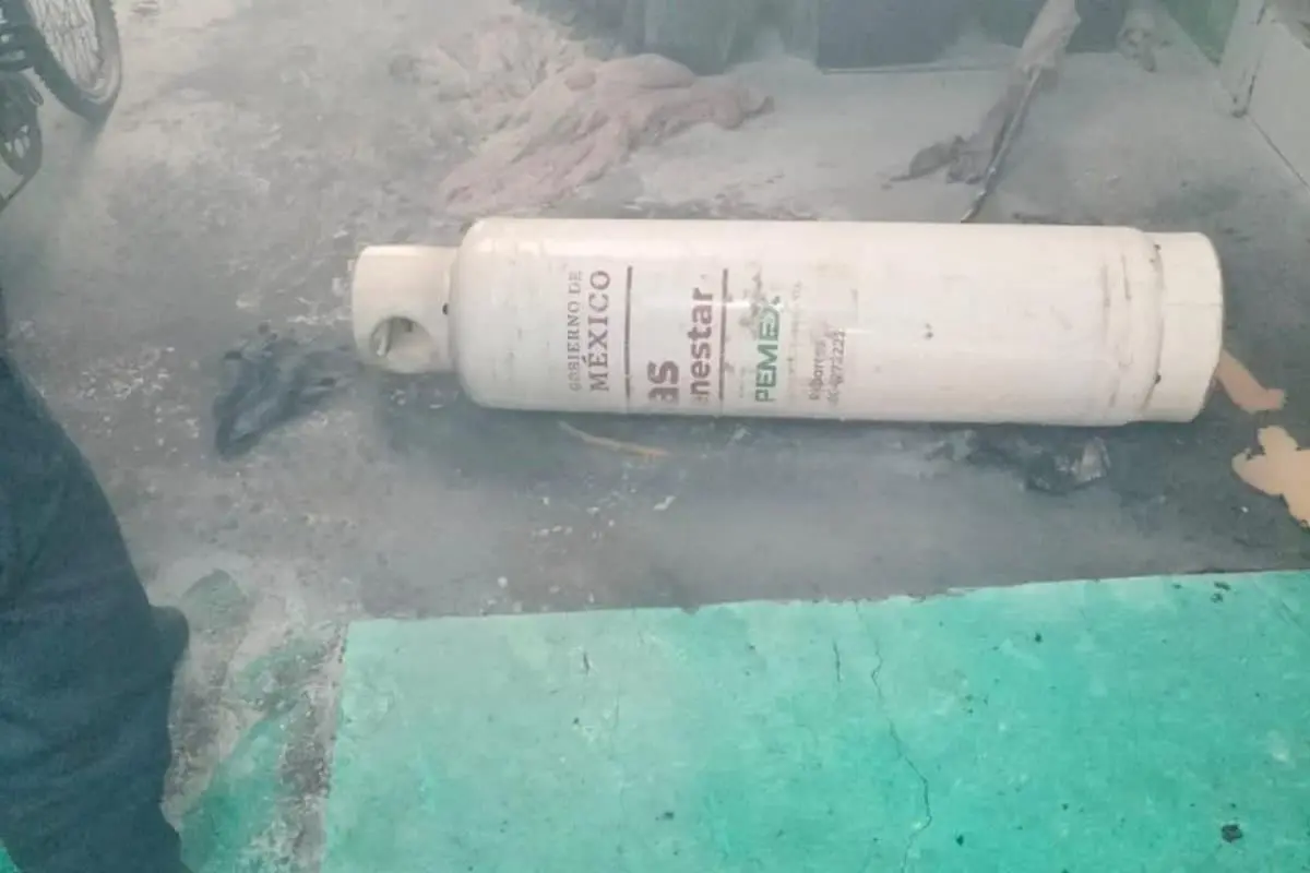 Explota tanque de gas al interior de vivienda, no hay heridos de gravedad. Foto: Ramón Ramírez