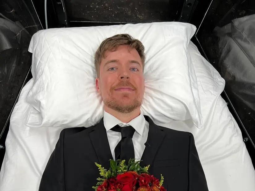 Jimmy Donaldson, nombre real de MrBeast decidió que lo enterraran en un ataúd por siete días, batiendo el récord que era de 50 horas. Foto: YouTube MrBeast.