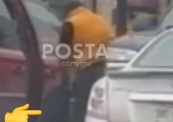 Denuncian cristalazos en plaza comercial de Apodaca