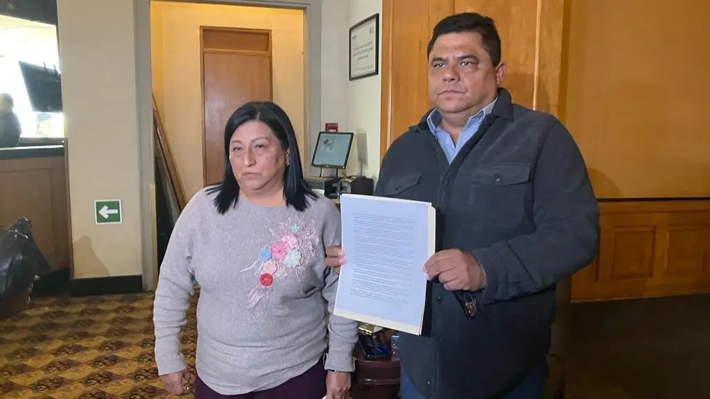 Los padres de la joven desaparecida en el municipio de Escobedo, señalaron que el exfuncionario de la Fiscalía está ligado a Adrián de la Garza y al viejo régimen del PRIAN. Foto: Especial/ POSTAMX