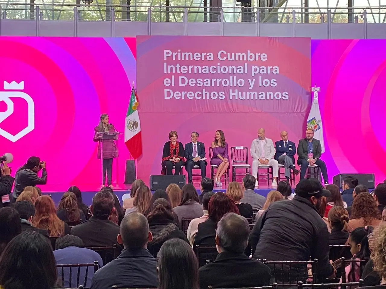 La titular de la Secretaría de Inclusión e Igualdad, Martha Herrera aseguró en su mensaje de bienvenida que dicho evento es único e histórico en el país por estar centrado en derechos humanos de las personas. Foto: Cynthia Pardo.