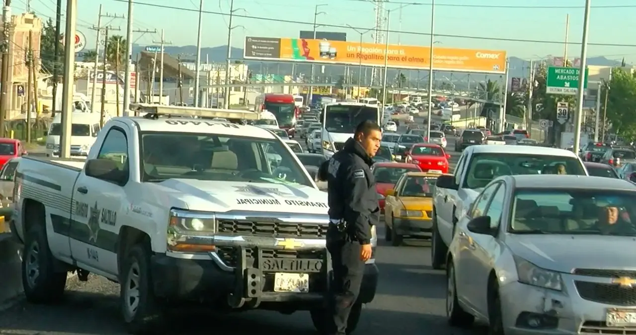 Caos en periférico por incidente. Foto: Cortesía