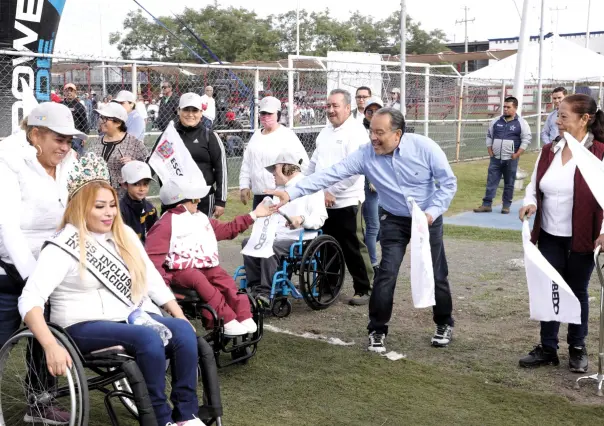 Participan en Caminata de la Inclusión 2 mil 500 personas de Escobedo