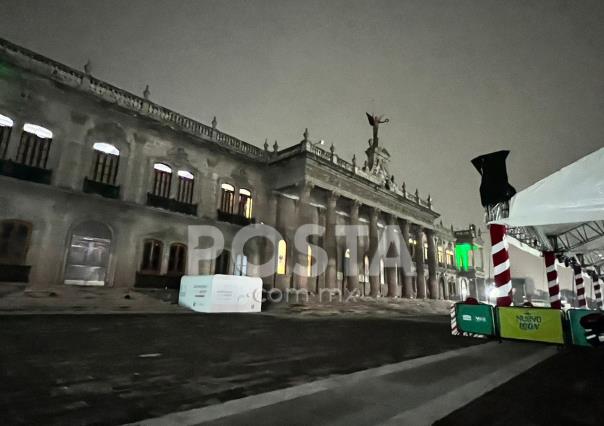 Amanece sin vallas Palacio de Gobierno de Nuevo León