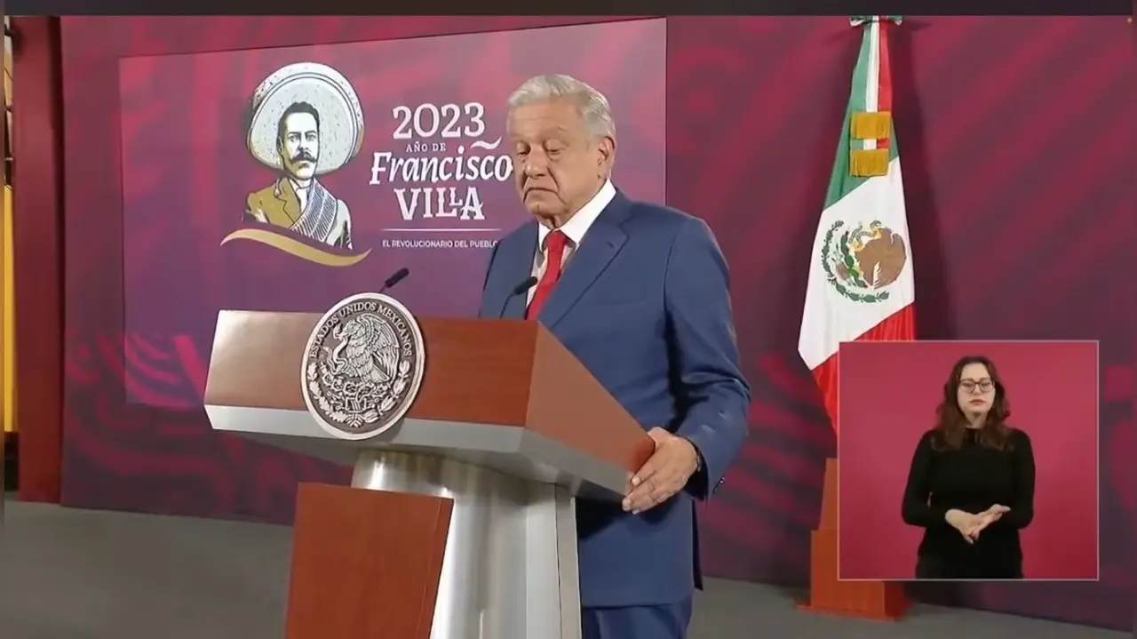 El presidente AMLO informó sobre el incremento del salario mínimo para el año 2024. Foto: Captura de pantalla.