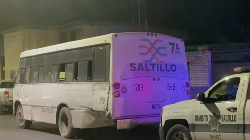 Accidente entre tren y ruta urbana en zona centro de Saltillo