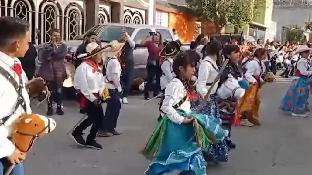 Celebra el aniversario de la Revolución Mexicana con un desfile cívico-deportivo