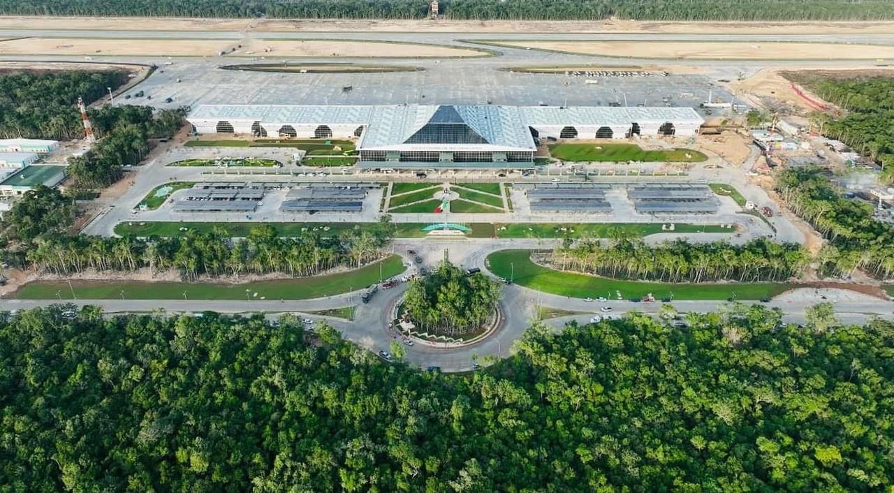 Inaugura AMLO Aeropuerto Felipe Carillo Puerto en Tulum. Foto: @MaraLezama